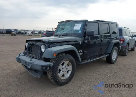 2008 Jeep Wrangler Unlimited X из США, поврежденный, VIN 1J4GA39198L646795